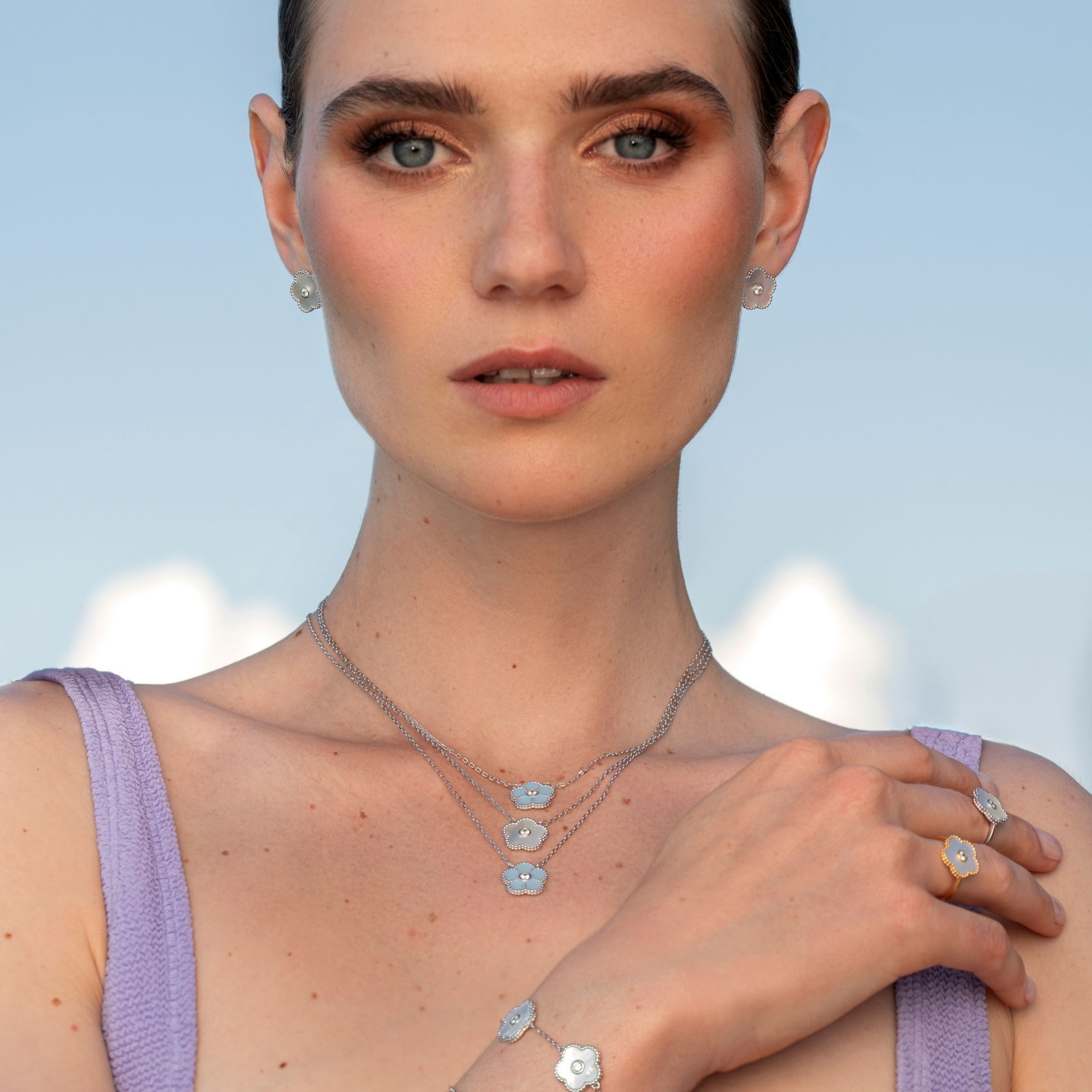 Necklace "Flower" Sterlingsilver with Enamel/Topaz
